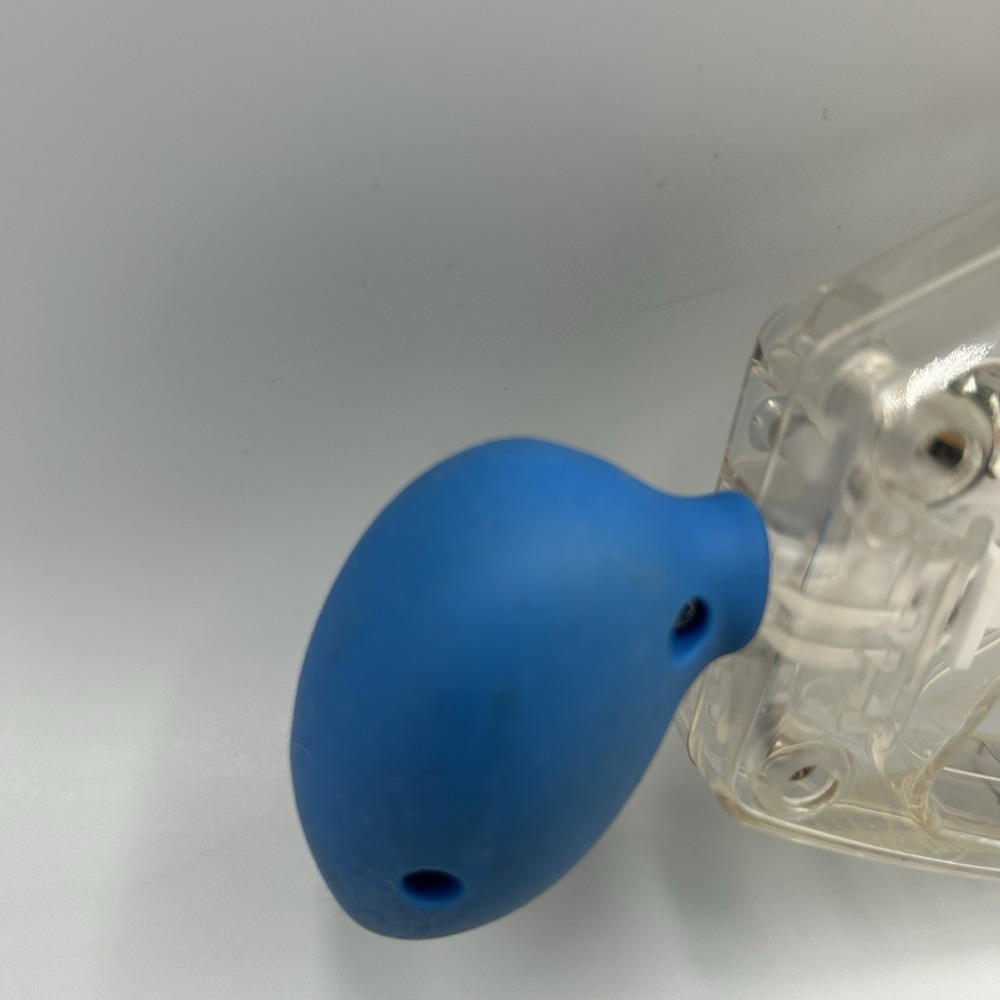 Bop It Clear See Through Handheld Electronic Game Pull Shout Twist Tested 2008 - Picture 5 of 7